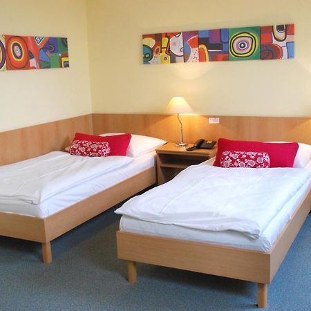 City Apart Hotel Brno Room photo