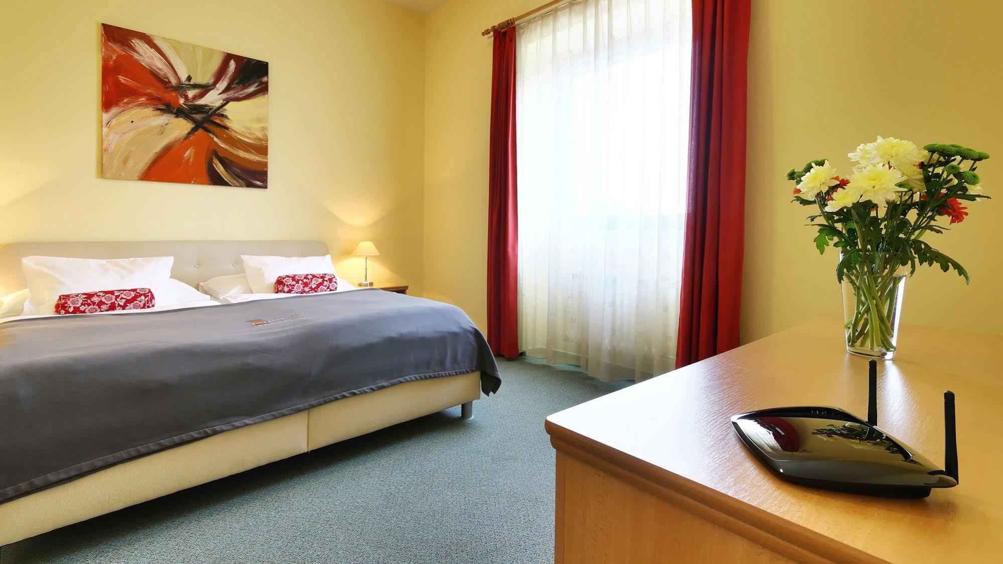 City Apart Hotel Brno Exterior photo