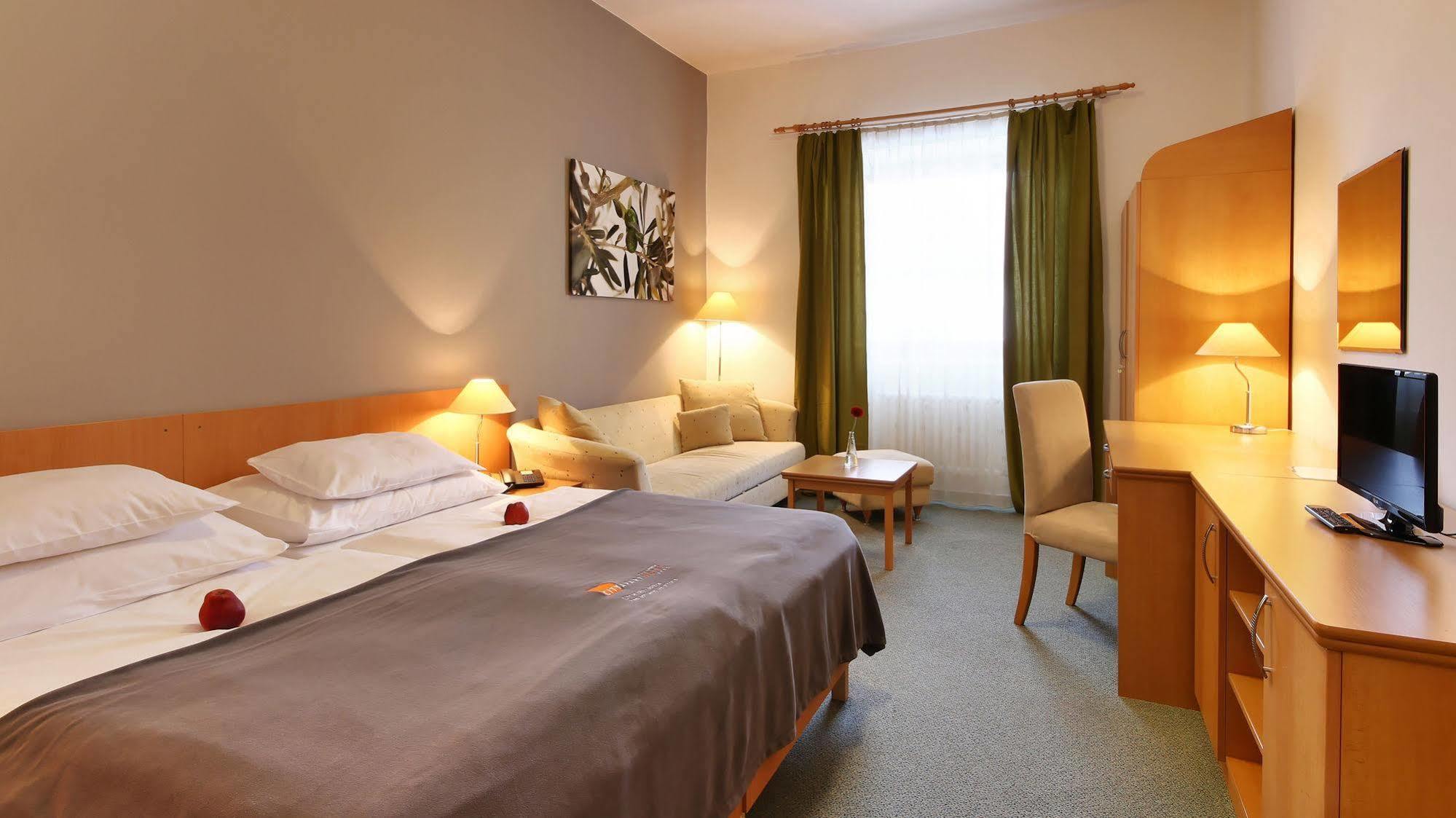 City Apart Hotel Brno Exterior photo