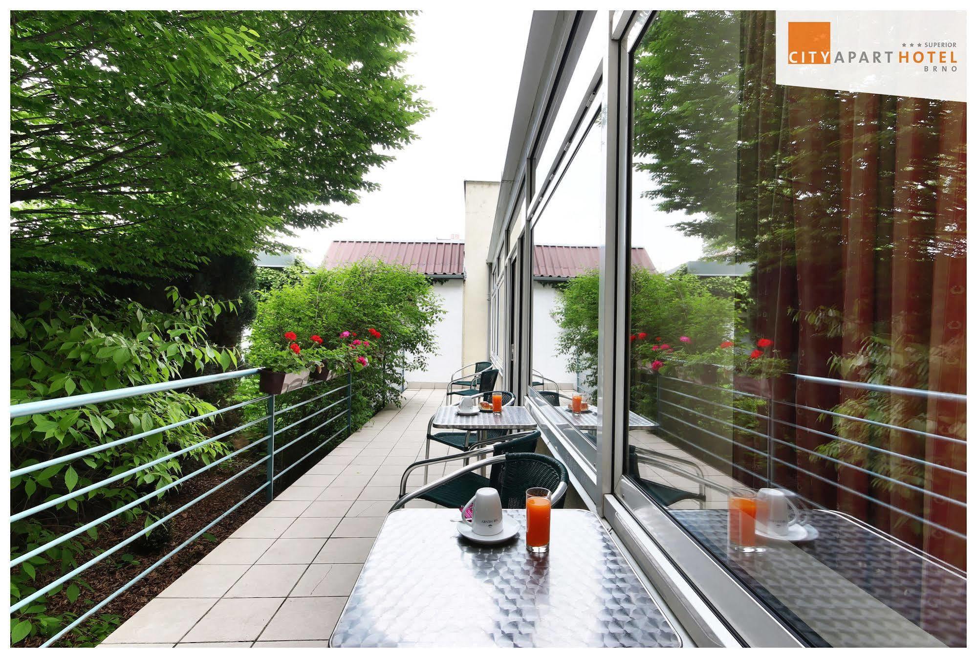 City Apart Hotel Brno Exterior photo