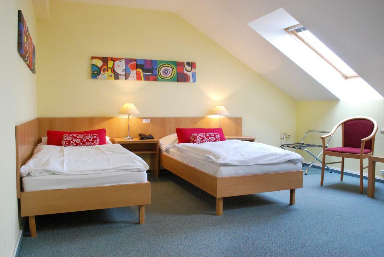 City Apart Hotel Brno Room photo
