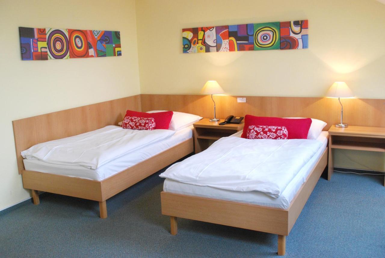 City Apart Hotel Brno Room photo